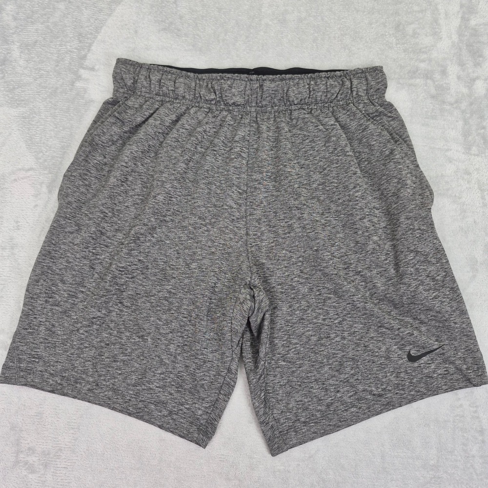 Nike Mens Dri-FIT Training Shorts Heather Gray DB4199-010 Size M Gym Athletic 8"